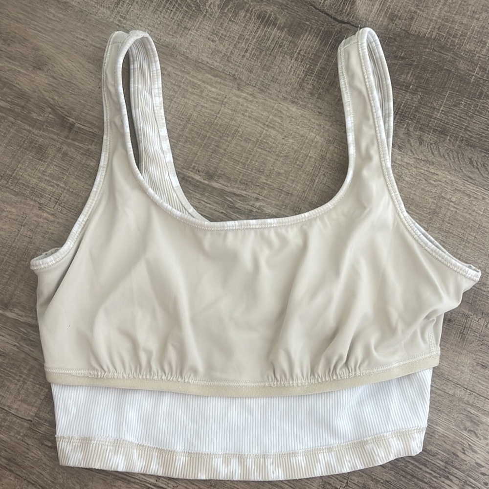 Aerie Cream Patterned Sports Bra - Picture 8 of 8
